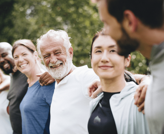 people hands on shoulder